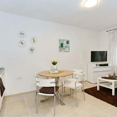Malu Appartement Vir