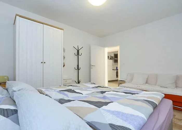 Apartment Malu Vir