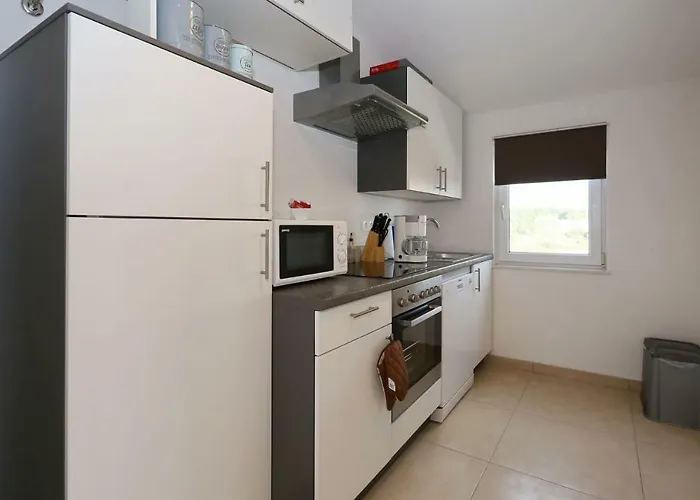 Apartment Malu Vir
