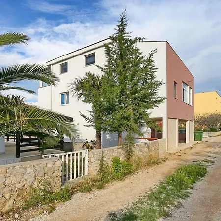 Apartman Malu Vir