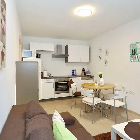 Malu Apartman *