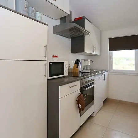 Apartman Malu Vir
